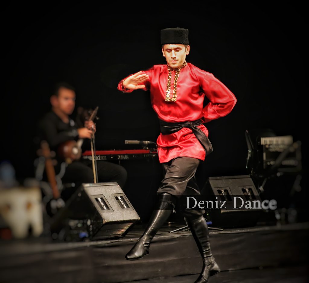 آشنایی با رقص آذری