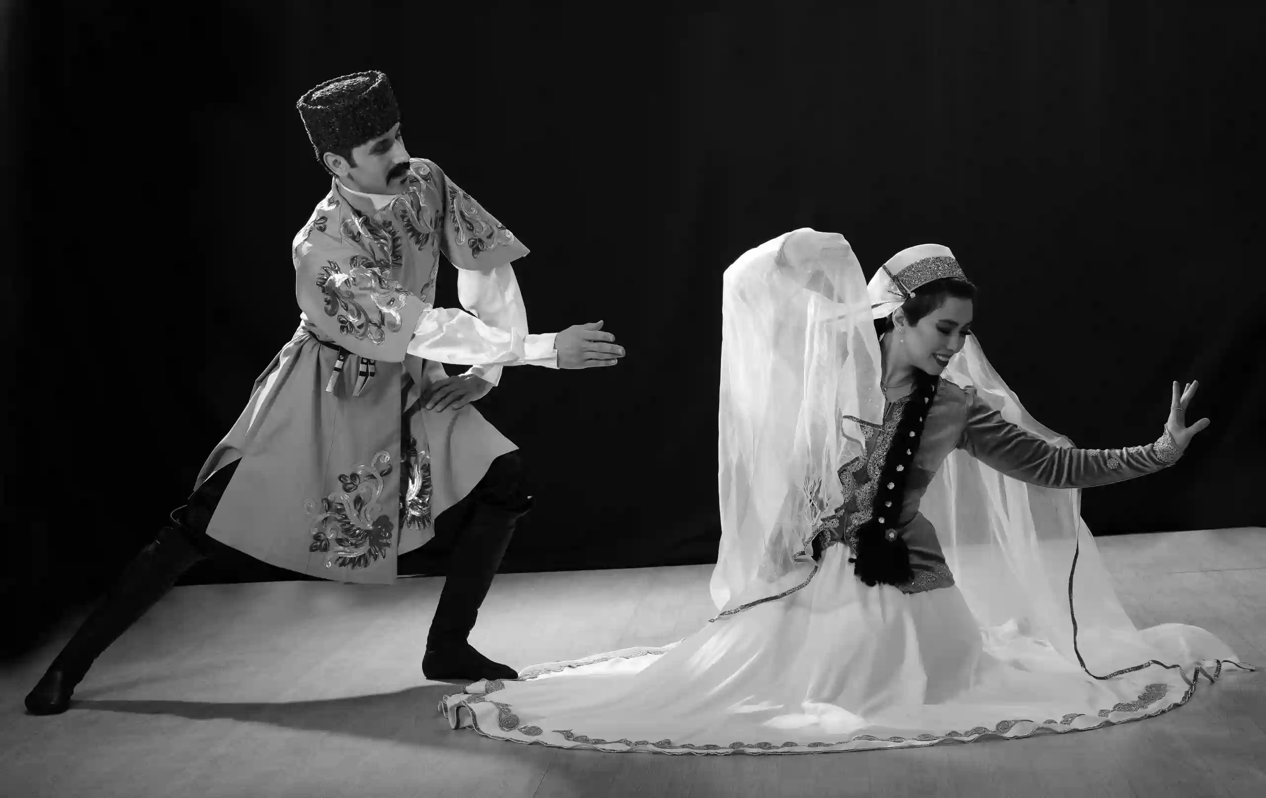 آموزش رقص آذری عروس و داماد دنیز دنس