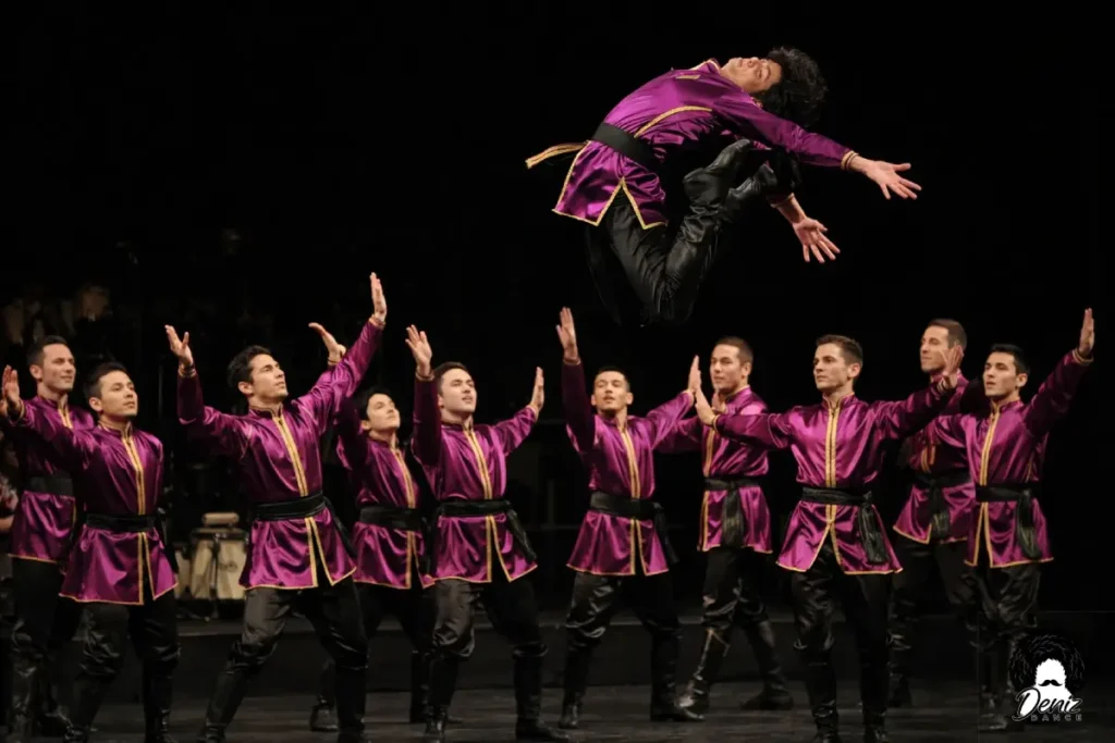 تفاوت رقص ترکی، آذری و لزگی